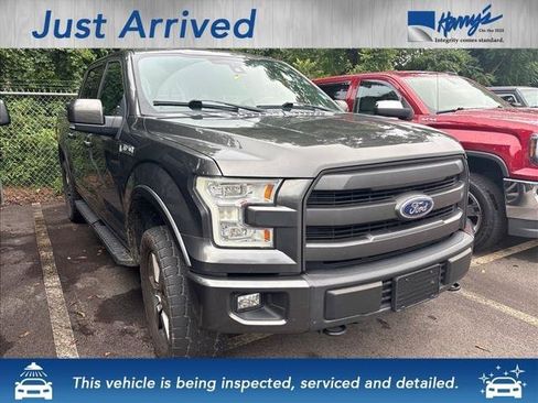 Used 2015 Ford F150 Lariat w/ Equipment Group 502A Luxury AWD/4WD image 3