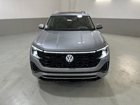 New 2026 Volkswagen Atlas SEL Premium R-Line AWD/4WD image 3