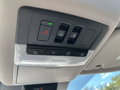 Certified 2023 Nissan Rogue Platinum w/ Platinum Premium Package image 43