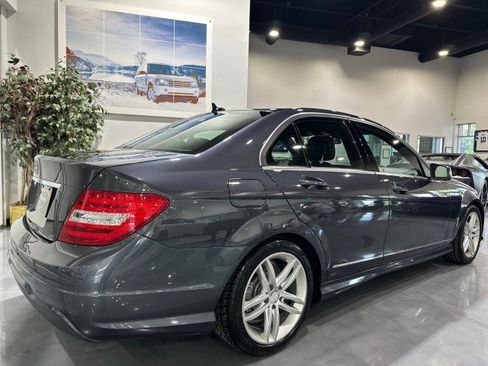 Used 2013 Mercedes-Benz C 250 Sedan image 23