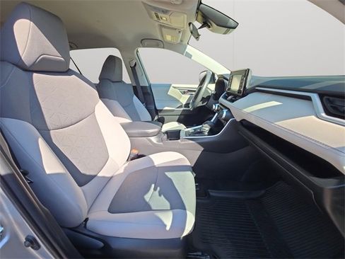 Certified 2022 Toyota RAV4 XLE image 14