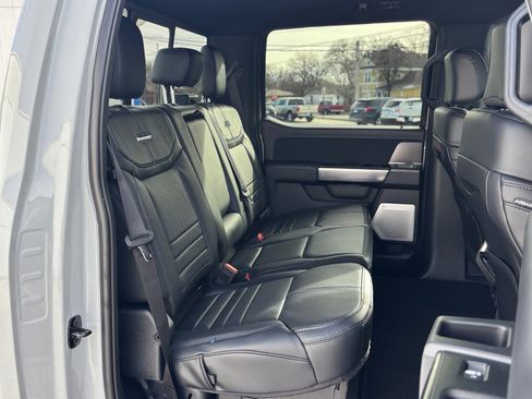 New 2026 Ford F250 Platinum image 40