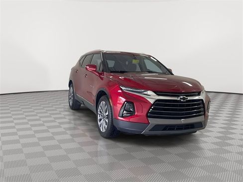 Certified 2022 Chevrolet Blazer Premier image 2