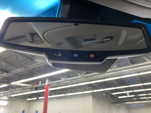 Used 2018 GMC Yukon Denali w/ Open Road Package image 34