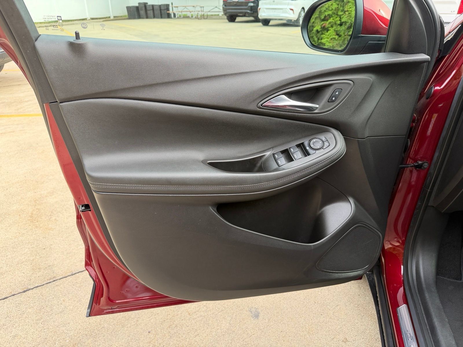Used 2023 Buick Encore GX Select FWD image 9