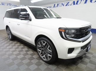 Used 2025 Ford Expedition Platinum w/ Platinum Ultimate Package video 3