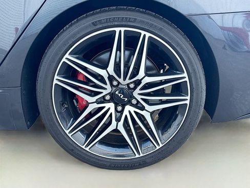 Used 2023 Kia Stinger GT2 image 35