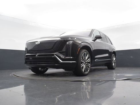 New 2026 Cadillac Vistiq Premium Luxury w/ LPO, Floor Liner Package image 52