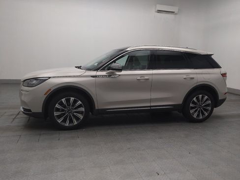 Used 2022 Lincoln Corsair Reserve w/ Elements Package FWD image 2