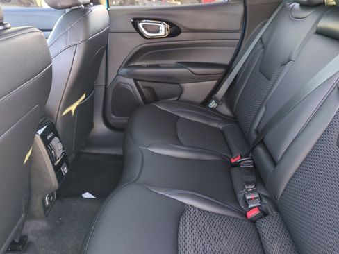 New 2026 Jeep Compass Latitude image 17