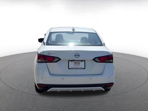 Used 2025 Nissan Versa SV image 12