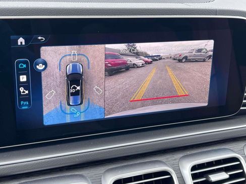 New 2026 Mercedes-Benz GLS 450 4MATIC image 32