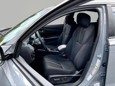 Certified 2025 Honda Accord Sport image 14