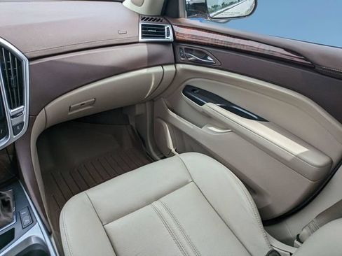 Used 2016 Cadillac SRX Luxury FWD image 17