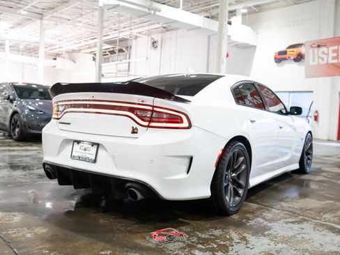 Used 2020 Dodge Charger Scat Pack w/ Driver Convenience Group RWD image 6