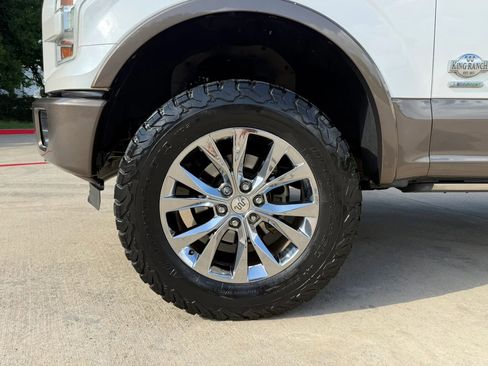 Used 2016 Ford F150 King Ranch w/ Equipment Group 601A Luxury AWD/4WD image 17