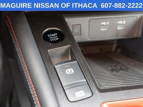 Used 2025 Nissan Kicks SR AWD/4WD image 31
