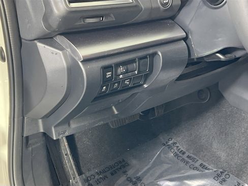 Used 2023 Subaru Crosstrek 2.5i Limited image 10