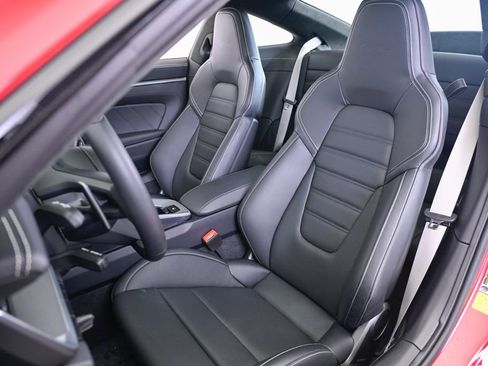 Used 2024 Porsche 911 Turbo image 5