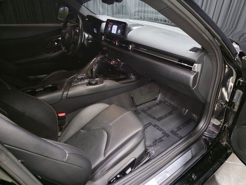 Used 2020 Toyota Supra Premium w/ Driver Assist Package RWD image 4