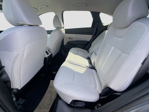 New 2026 Hyundai Tucson SEL image 18