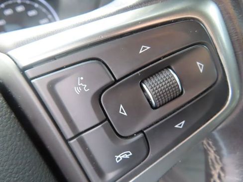 Used 2021 Chevrolet Silverado 2500 LT w/ Convenience Package image 20