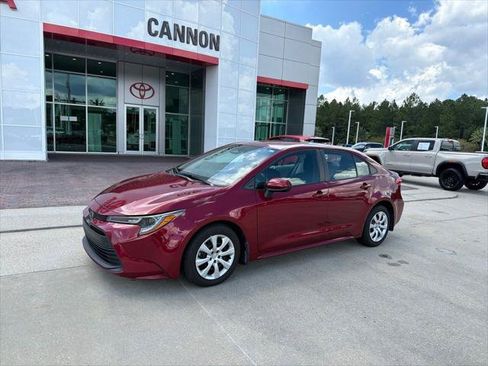 Certified 2025 Toyota Corolla LE FWD image 1