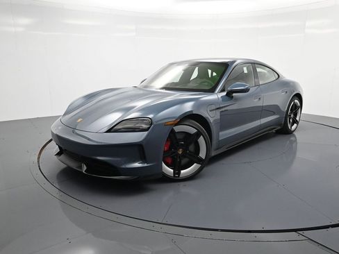 New 2026 Porsche Taycan GTS image 28