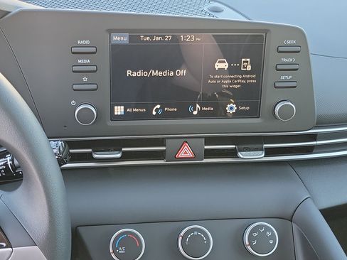 New 2026 Hyundai Elantra SE image 8