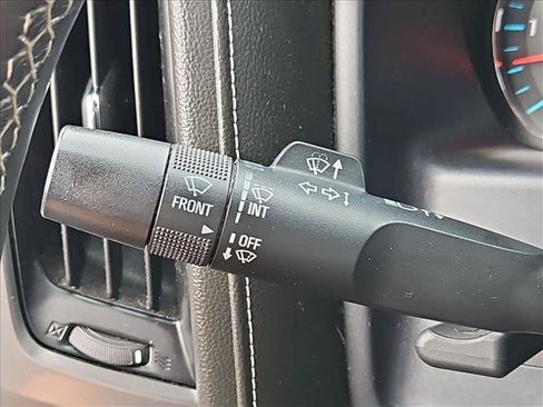 Used 2017 Chevrolet Silverado 1500 LTZ RWD image 15