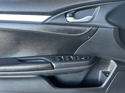 Used 2016 Honda Civic EX image 12