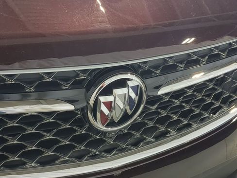 Used 2023 Buick Envision Avenir image 12