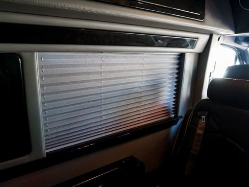 Used 2014 Mercedes-Benz Sprinter 2500 image 46