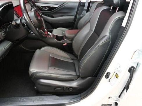 Used 2022 Subaru Outback Onyx Edition XT image 2