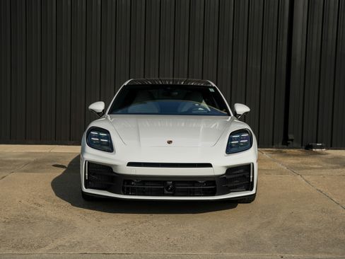 New 2026 Porsche Panamera image 6