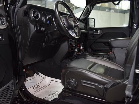 Used 2021 Jeep Gladiator Overland w/ Popular Equipment Package image 38