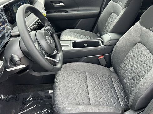 New 2026 Nissan Kicks SV FWD image 28