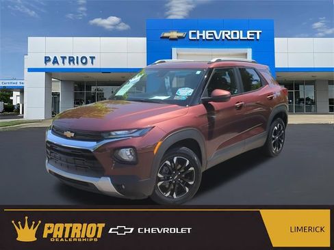Used 2023 Chevrolet TrailBlazer LT w/ Convenience Package FWD image 1