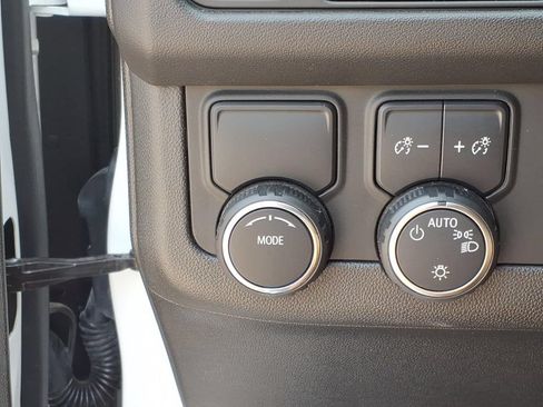 Used 2024 Chevrolet Tahoe LT RWD image 34