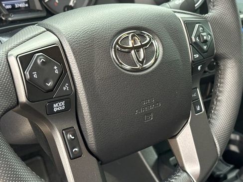 Used 2022 Toyota Tacoma TRD Sport w/ TRD Premium Sport Package AWD/4WD image 29