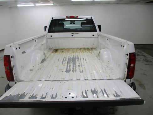 Used 2013 Chevrolet Silverado 2500 W/T AWD/4WD image 12