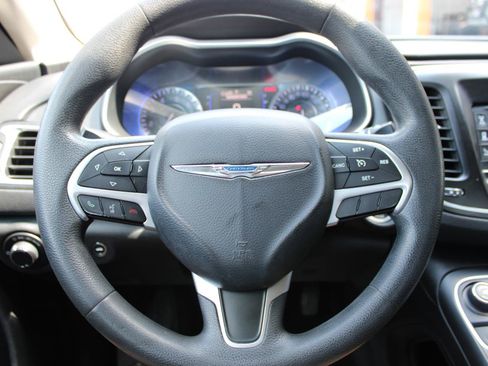 Used 2016 Chrysler 200 Limited FWD image 16