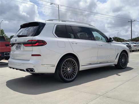 Certified 2024 BMW ALPINA XB7 AWD/4WD image 11