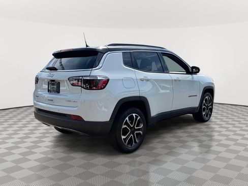 Used 2023 Jeep Compass Limited AWD/4WD image 9