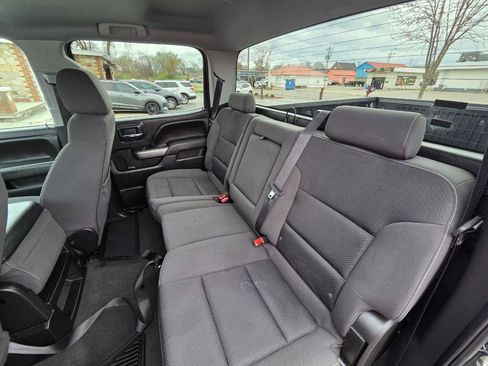 Used 2018 Chevrolet Silverado 1500 LT w/ Texas Edition image 18