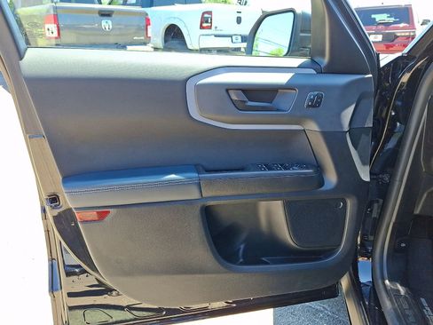 Used 2023 Ford Bronco Sport Outer Banks AWD/4WD image 14