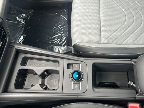 New 2026 Volkswagen Tiguan SE R-Line image 13