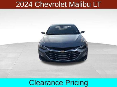 Used 2024 Chevrolet Malibu LT FWD image 2