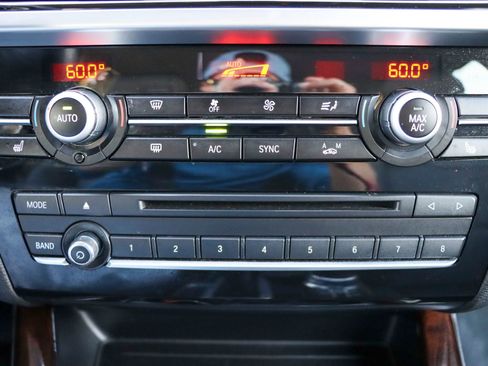 Used 2017 BMW X3 xDrive28i image 39