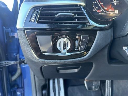 Used 2023 BMW M550i xDrive image 22